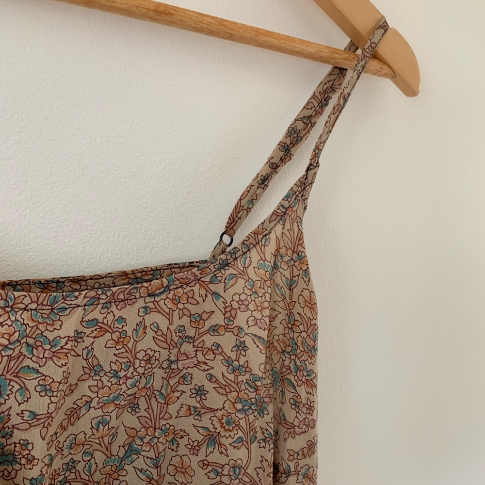 UO Patterned Top - Picture 3 of 7